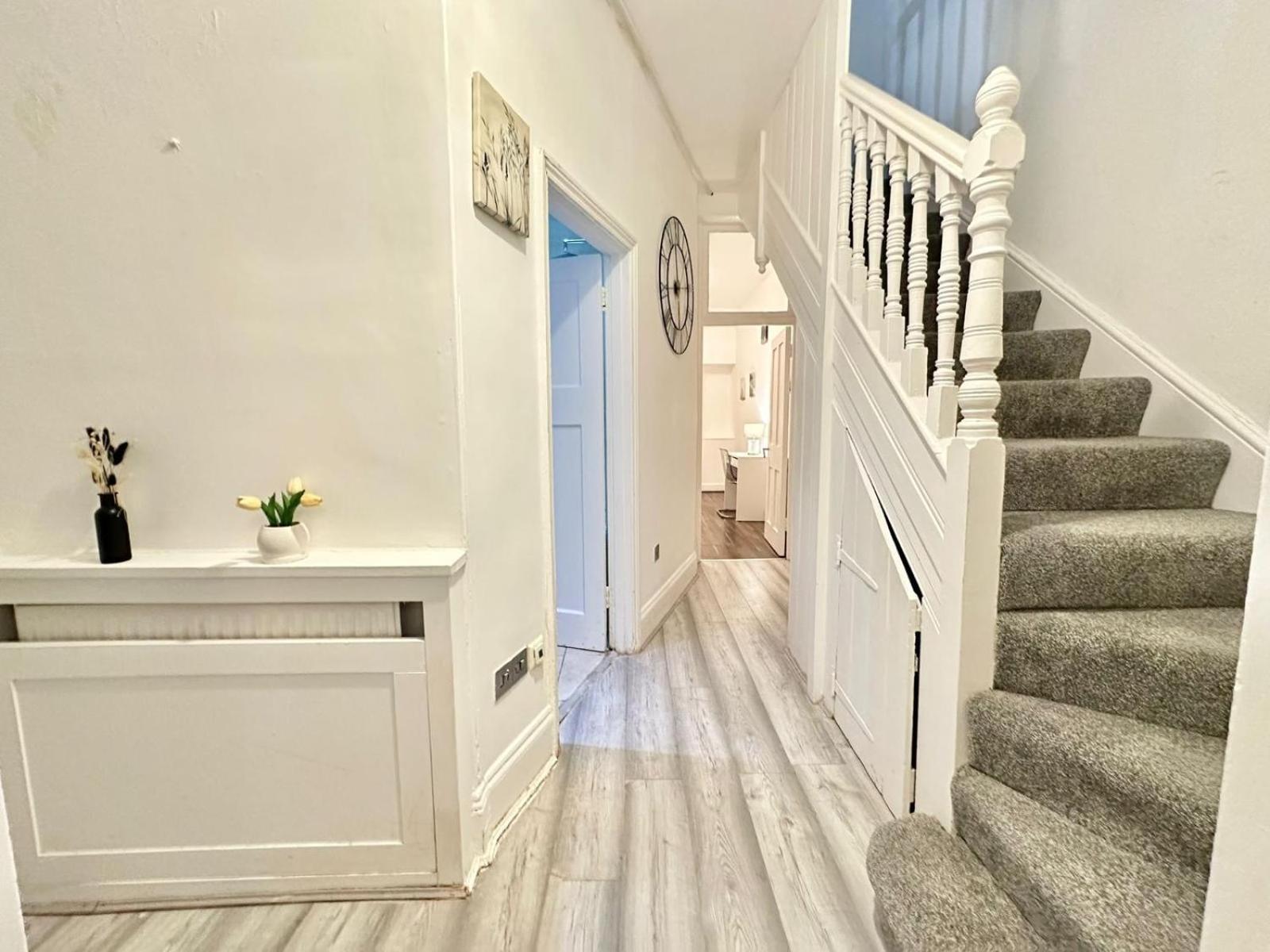 Apartment Family Four Bedroom Near Oxford Street